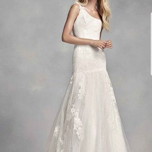 Vera Wang Wedding Dress